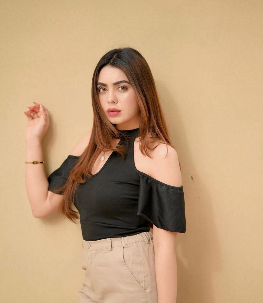 Call Girls in Jumeirah